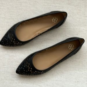 Ann Taylor Size 8 Black Flats. New.